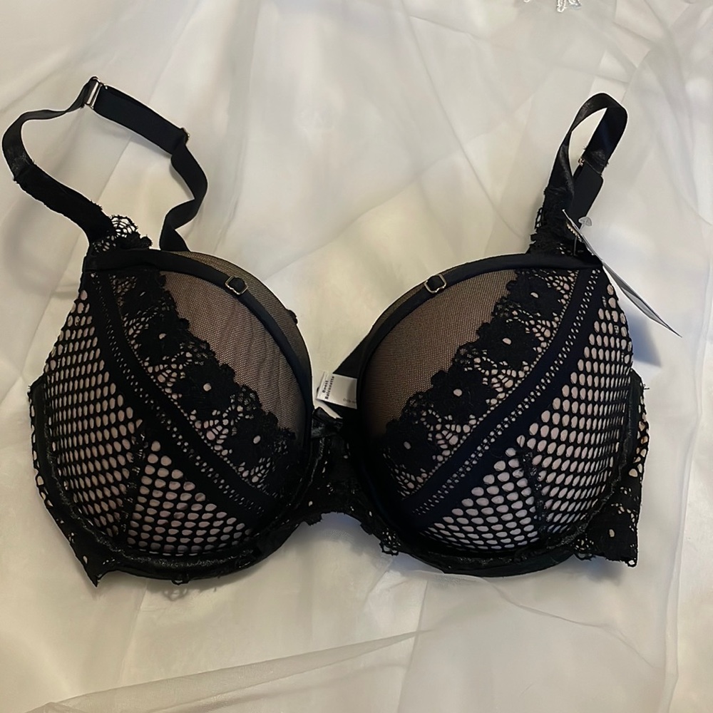 Cacique Seriously Sexy Balconette Bra NWT